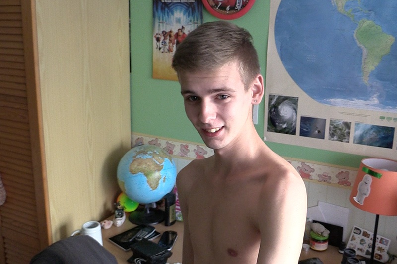 CzechHunter-young-naked-blond-boy-virgin-cherry-small-cock-sucking-gay-for-pay-teen-guy-ass-fucking-smooth-chest-cute-bubble-ass-hole-009-gay-porn-sex-gallery-pics-video-photo